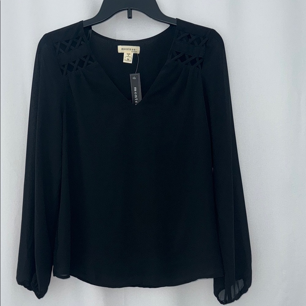 Long sleeve blouse with cutout detail